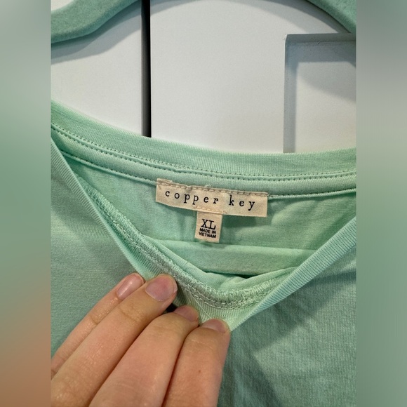 Copper Key Teal Shirt - Picture 2 of 3